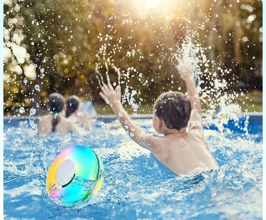 Parlante Flotante en agua con Luz y USB™